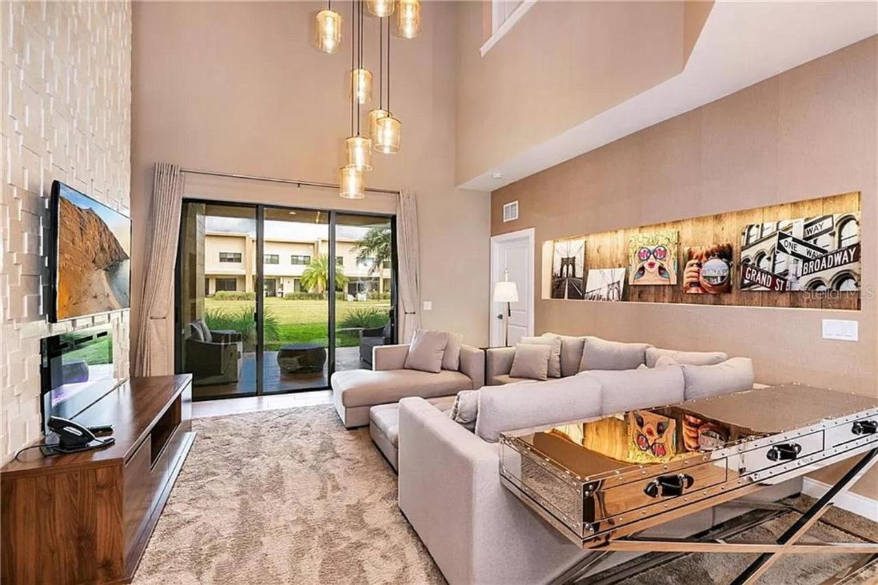Hébergement de vacances Magic Village 4 Bedroom! Welcome Home! *